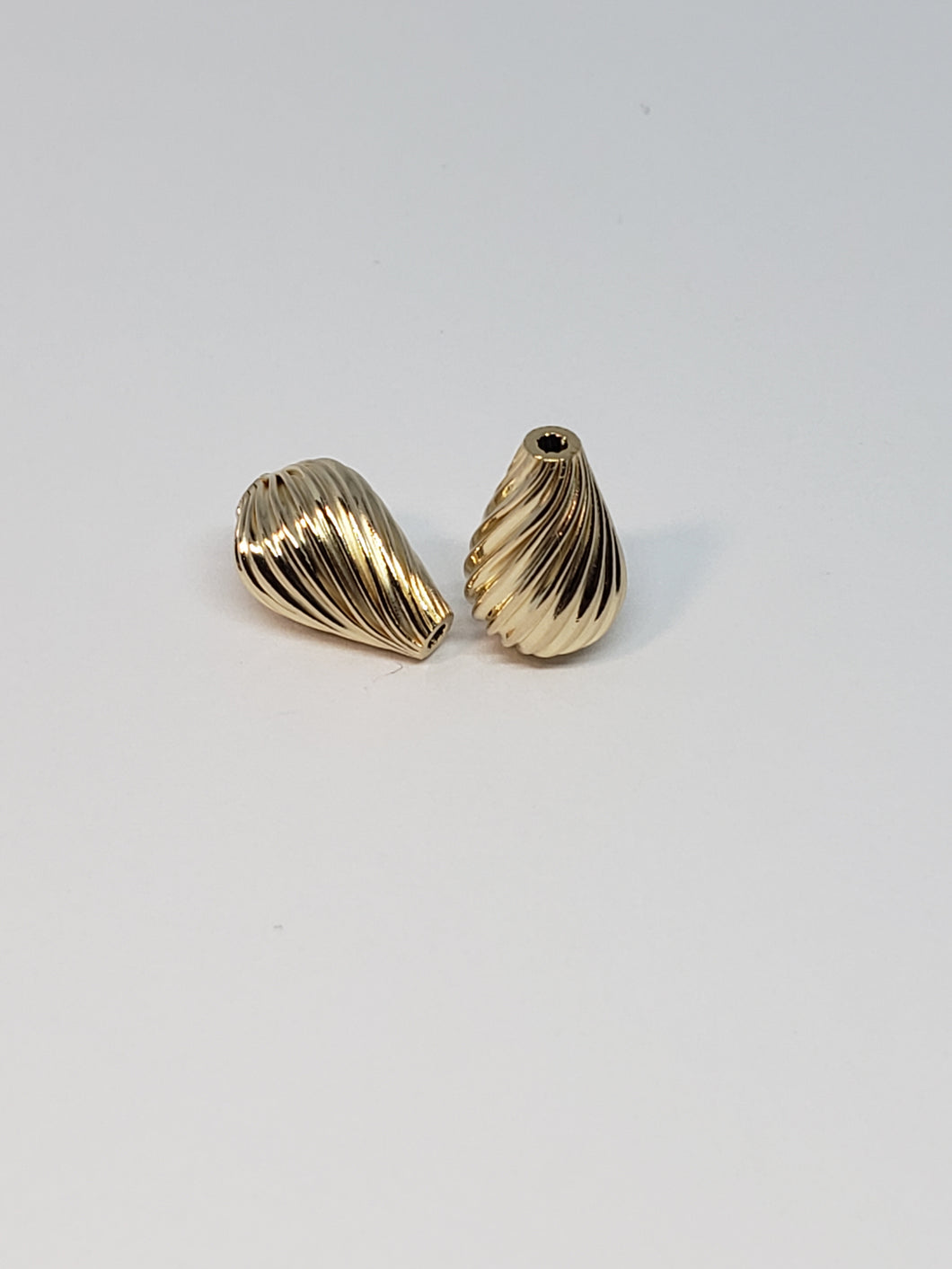 Corrugated TearDrop 9x13.5mm