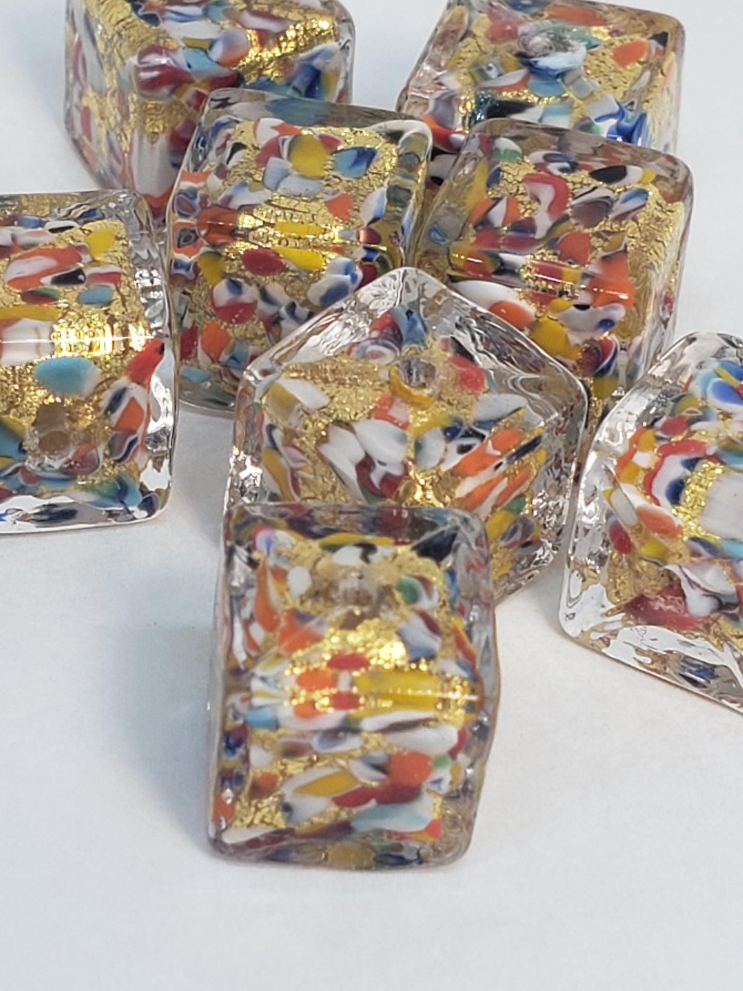 Piñata Cube Accents Glass Bead 10mm