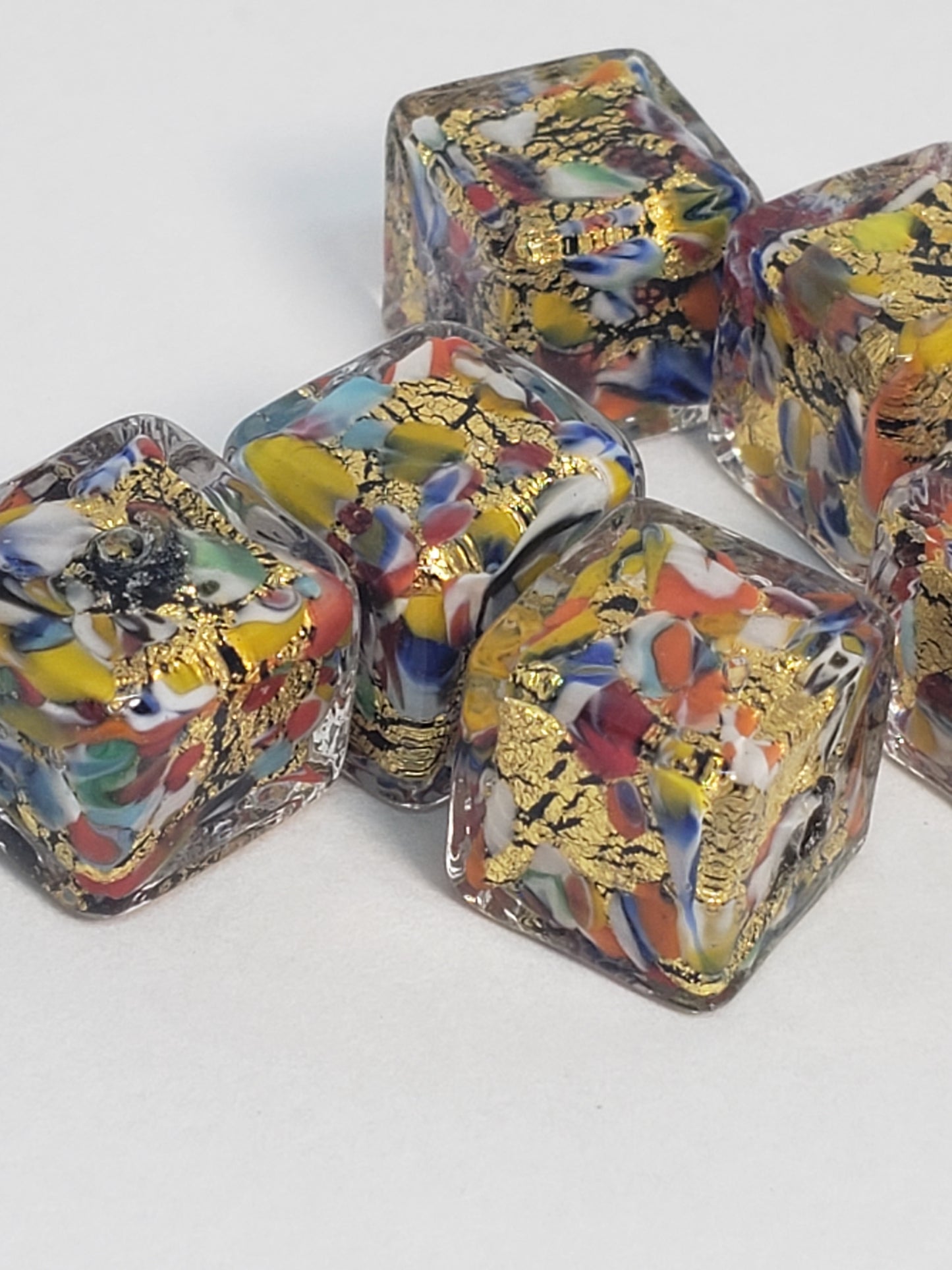Piñata Cube Accents Glass Bead 10mm