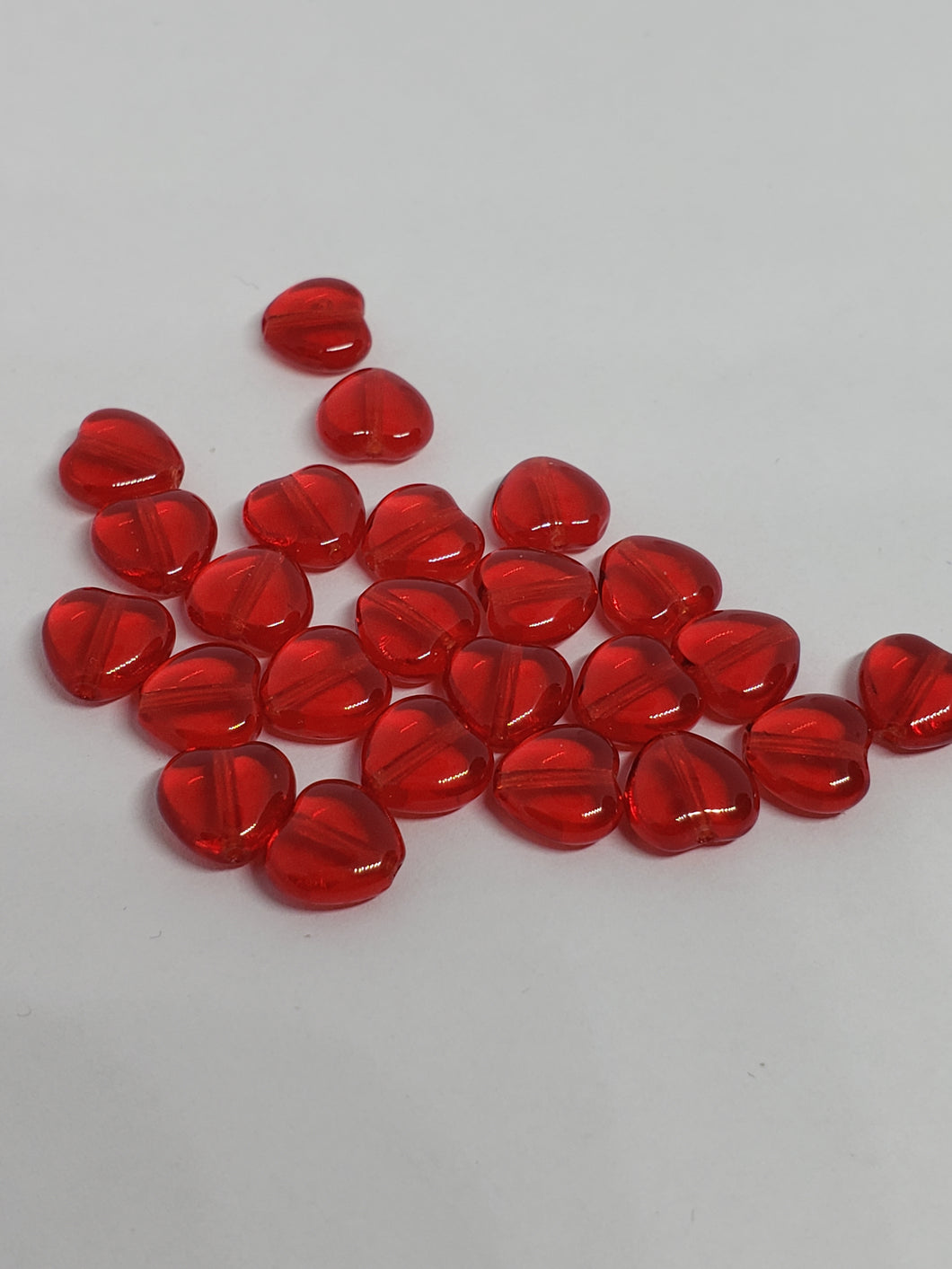 Hearts-Glass 8mm Red glass 24pcs (Light Siam)