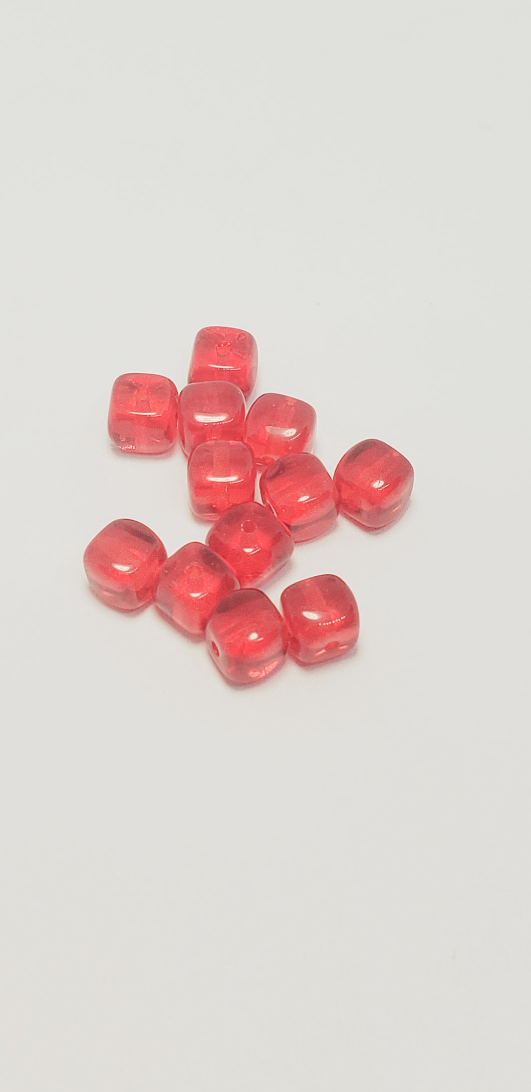 Ruby 5x7mm Glass Cube 12pk