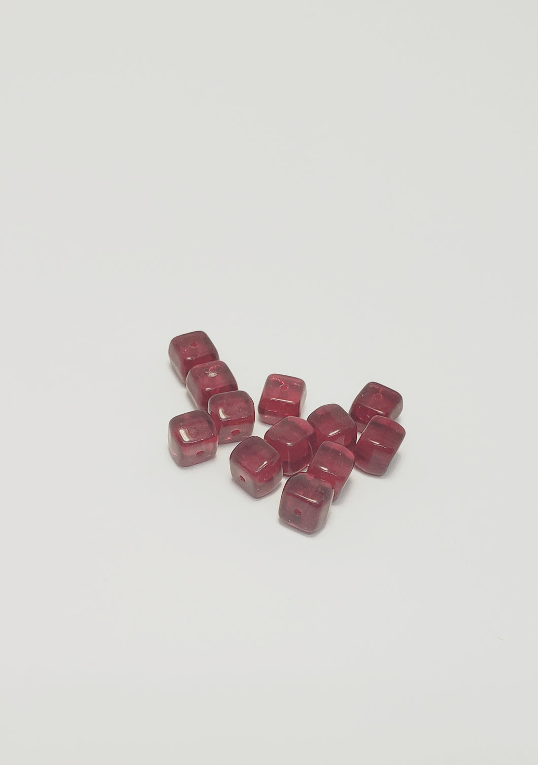 Garnet 5x7mm Glass Cube 12pk