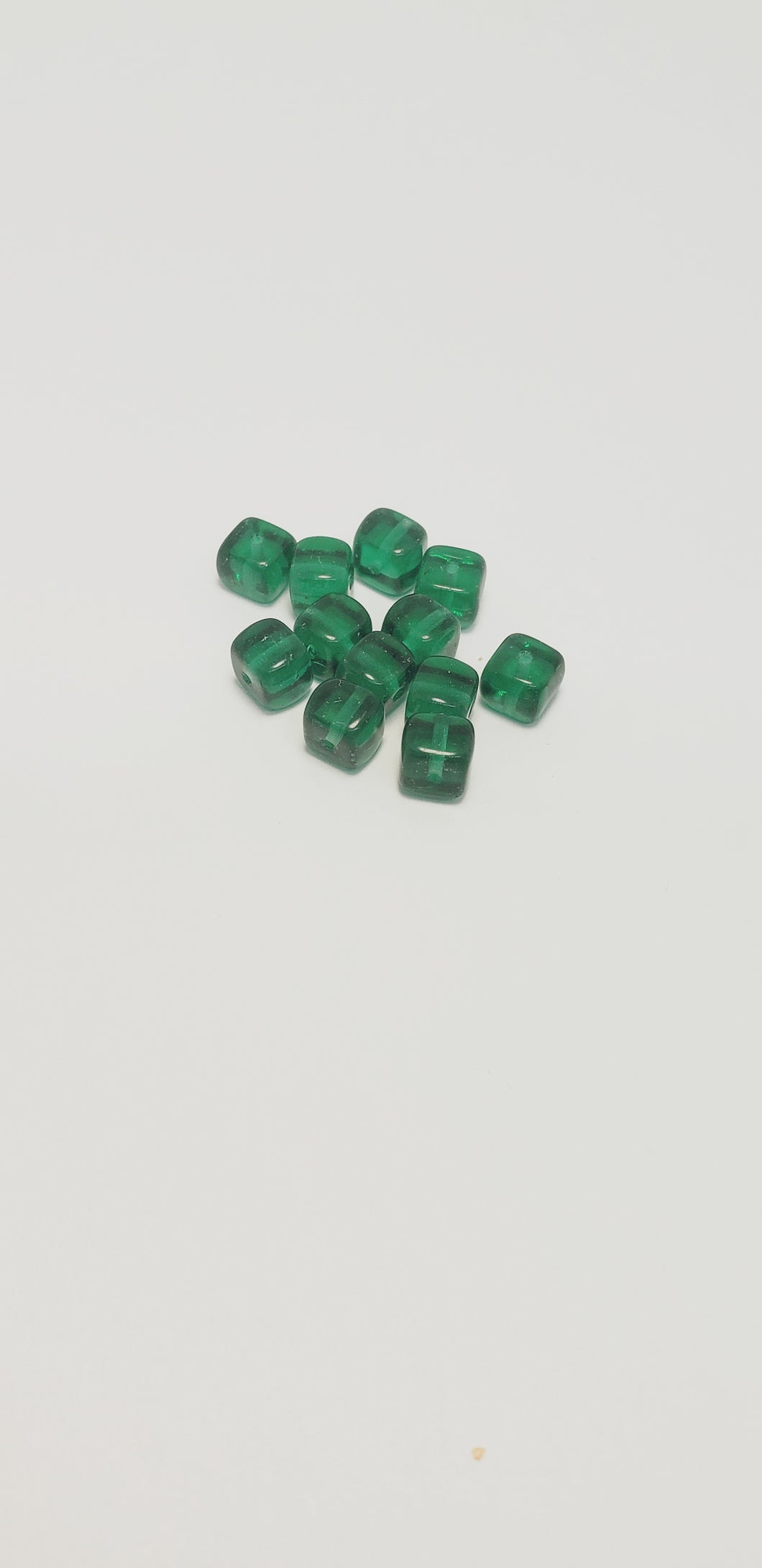 Emerald 5x7mm Glass Cube 12pk